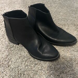Used target black booties size 7.5